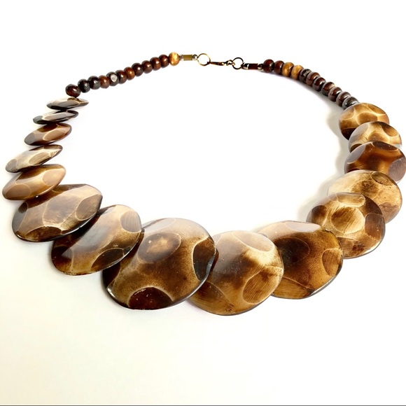 bought in india Jewelry - 🌻 EUC Animal pattern necklace with wooden beads